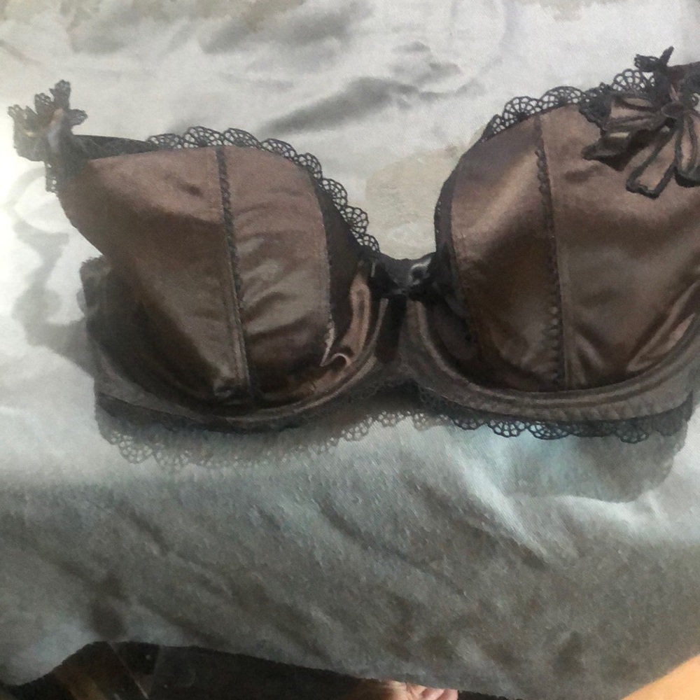Fauve bra. Beautiful. Size 30e.